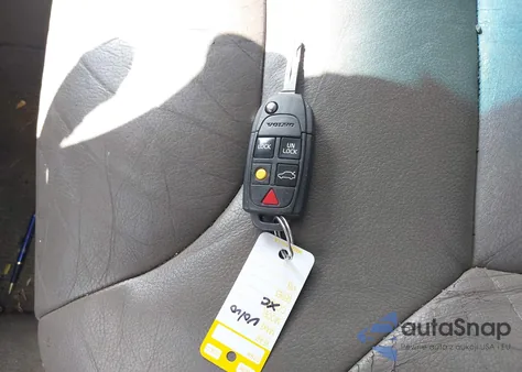 2007 Volvo Xc70 2.5T из США, поврежденный, VIN YV4SZ592271264919